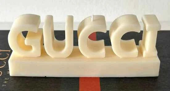 Grande scritta Logo Gucci di 16 x h 6 cm. Stampo in silicone anche per Candele