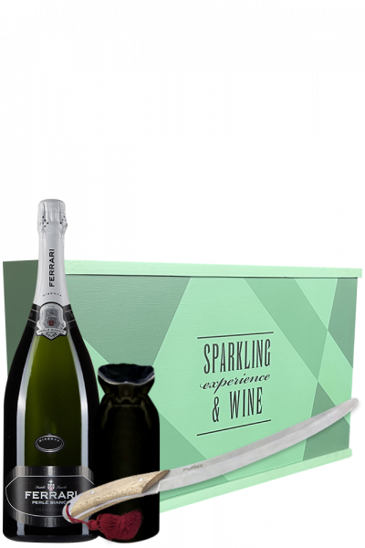 Magnum Trentodoc Brut Perlé Bianco Riserva Ferrari 2013 (Confezione con Sciabola)