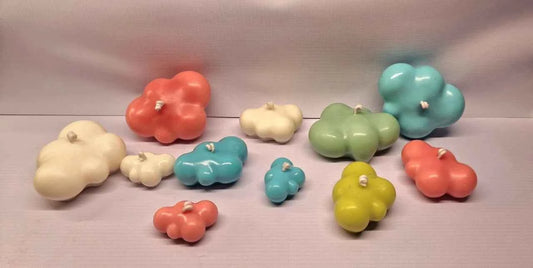 Set di 3 Nuvolette di varie dimensioni. Candele in molti colori. Naturali al 100%