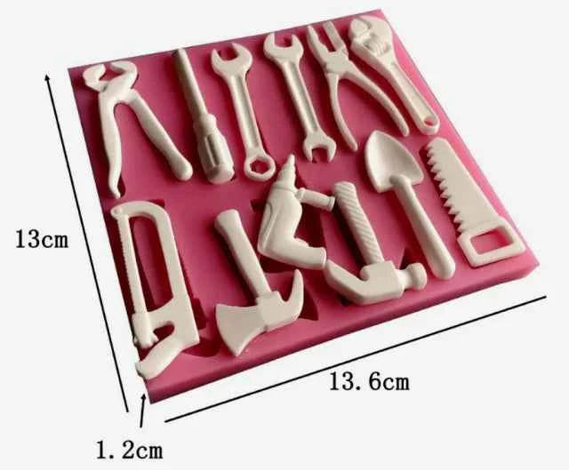 12 Attrezzi da Lavoro. Sega Martello Trapano Pinza Pala e Cacciavite. Grande Stampo in silicone