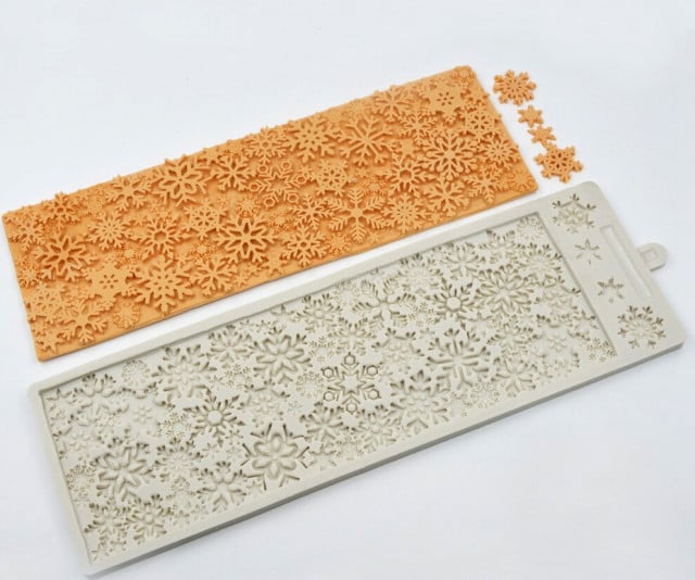 Fiocchi di neve. Grande Bordo in silicone di 37 x 12 cm