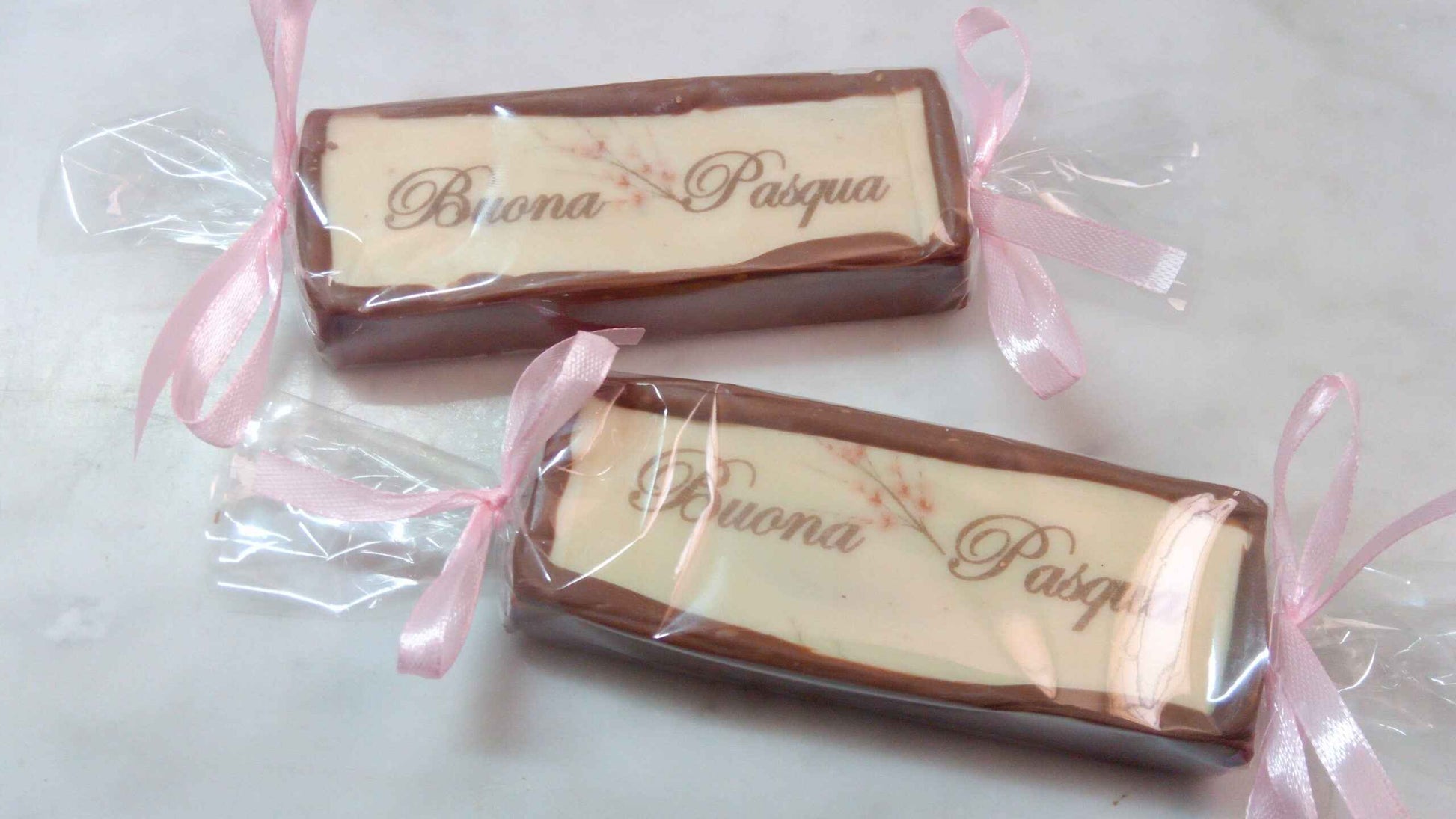 TARGHETTA Buona Pasqua da gr 40/50 cioccolato al latte gr 120 bacio
