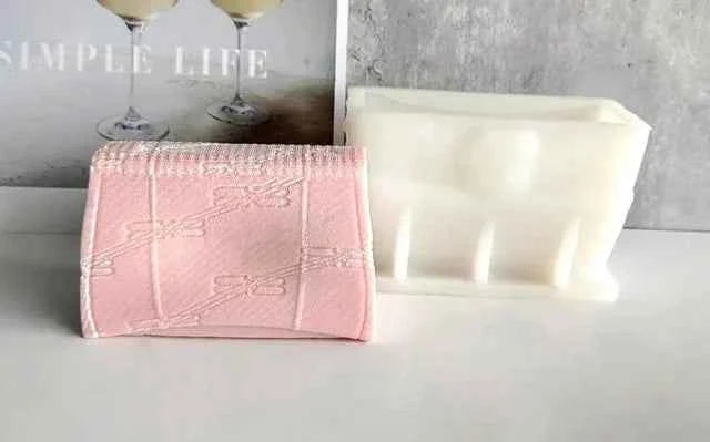 Stampo MEDIUM Borsetta BALENCIAGA di 13.7 cm. Stampo in silicone anche per Candele