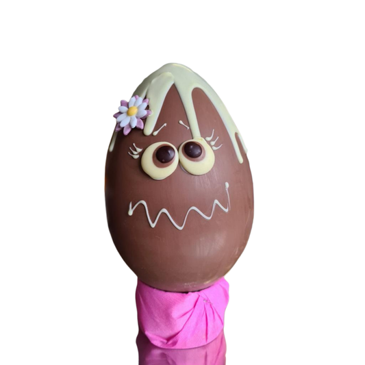 UOVA DI PASQUA “AIUTO MI E’ CADUTO UN UOVO IN TESTA”   500 GRAMMI