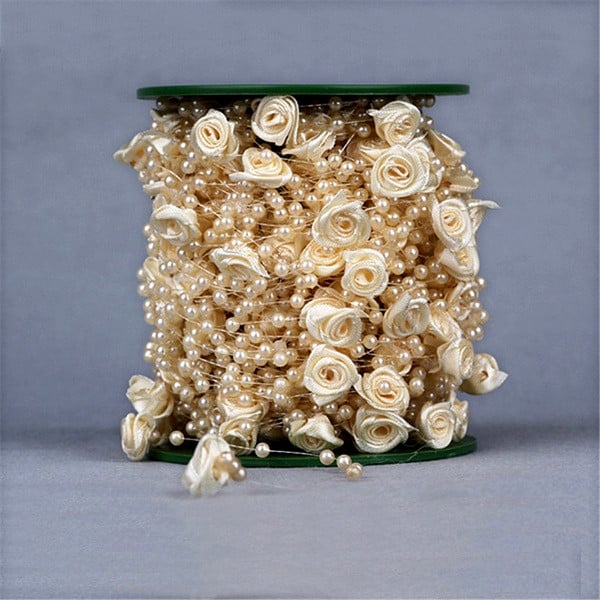 Filo Perle con Rose Perlate. 5 metri