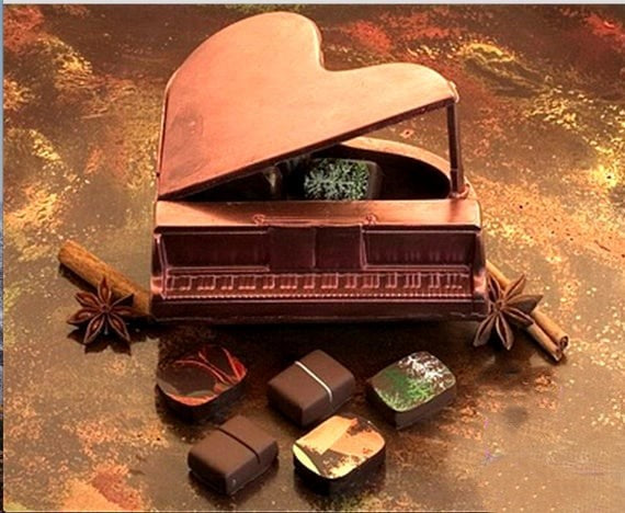 Fantastico Pianoforte a Coda 3D in Cioccolato. Doppio Stampo in policarbonato rigido