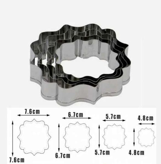 Set di 4 grandi Cornici decorative in metallo. Stampo Cutter Tagliapasta Cornice (Copia)