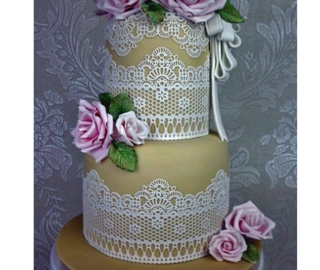 Bordo Pizzo e Merletti. Grande Tappetino in silicone. CP1