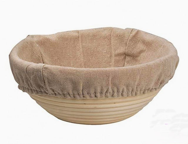 25 cm. 1 kg of dough. Round natural rattan proofing basket with lining. Bread and pizza (Copy)