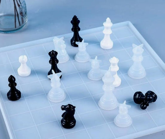 Set completo di Scacchi 3/D con Tastiera di 28 cm. Stampo in Resina trasparente