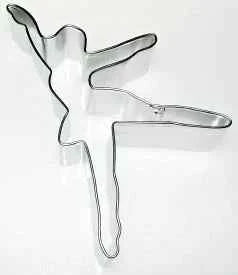 Ballerina. Tagliapasta in metallo.