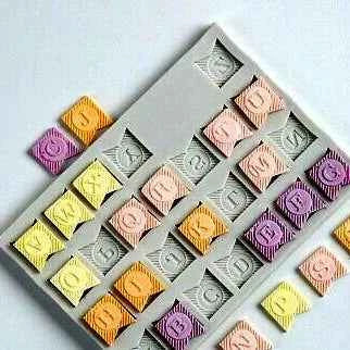 Magneton Regular Slanted. Lettere a Timbro trasferibili da dipingere