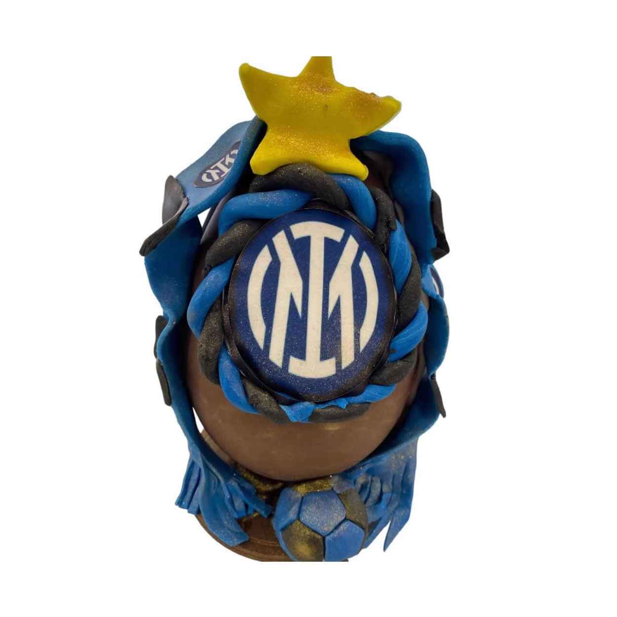 Uovo di Pasqua Artigianale personalizzato INTER farcito 1,3kg – stemma NUOVO