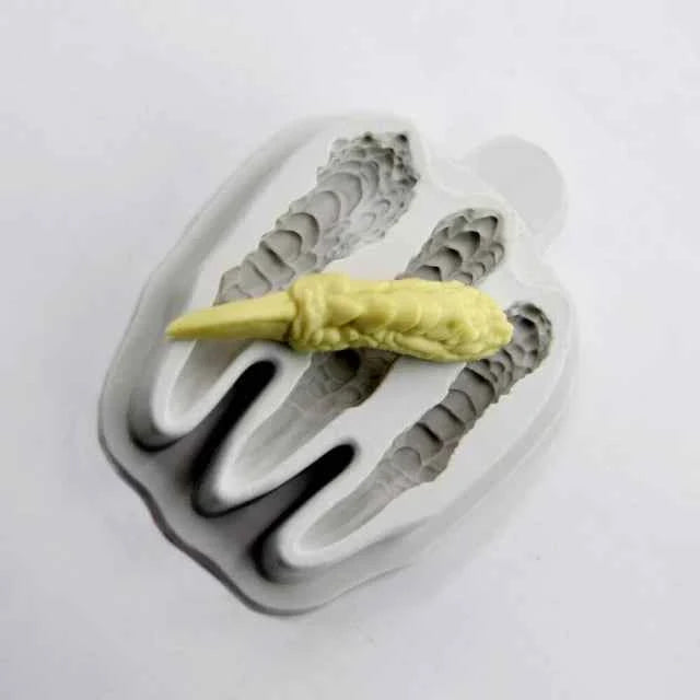 Grande Gufo di 9.5 cm con Libri. Stampo ad alta risoluzione in silicone