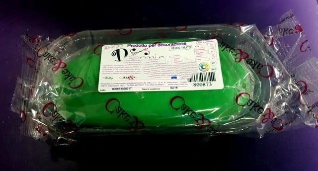 Green Gum Paste 300g for Flowers. Decorina VIP