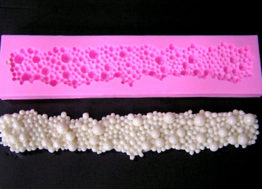 Collana Bordo Perle. Stampo in silicone