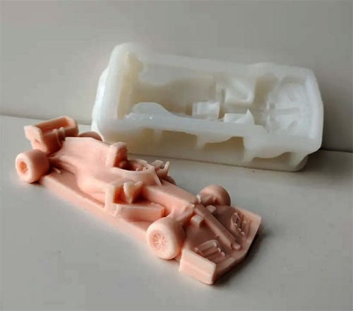 Red Bull Ferrari Formula 1 di 18 cm. Stampo in silicone anche per Candele - WORLD PRODUCTS SHOP