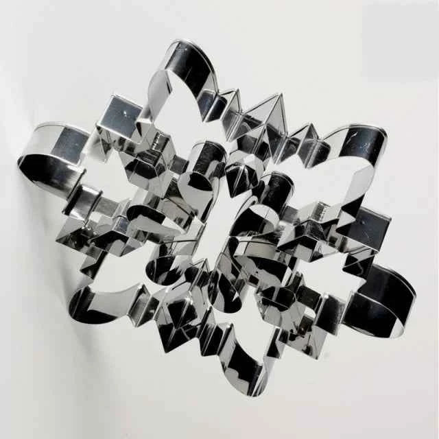 Stampo Natale con 12 forme. Fiocco di neve, Babbo Natale, Cappello, GingerBread e Pupazzo di neve