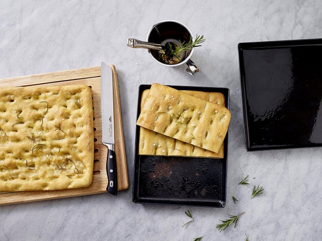 40 x 20 x 2 cm. Teglia in lamiera blu 8/10 artigianale per uso Alimentare