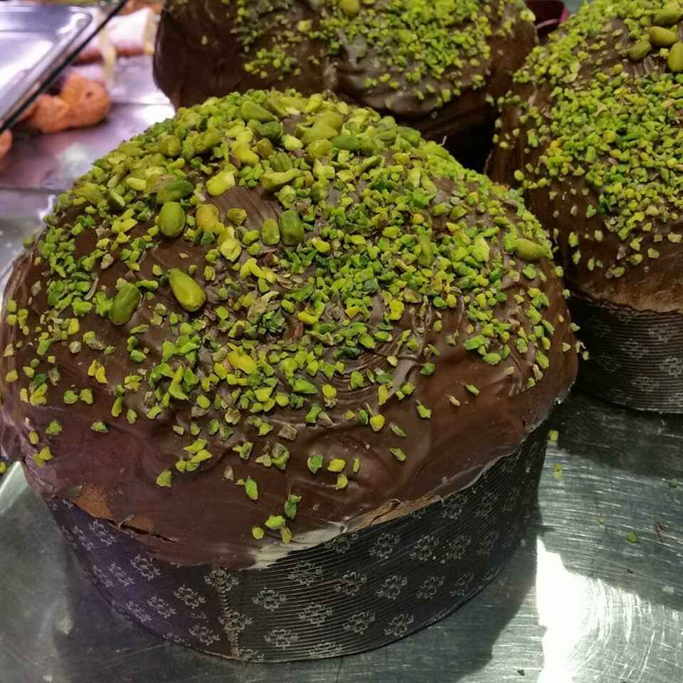 panettone artigianale naturale, tutto l'anno al pistacchio di BRONTE  DOP 70%