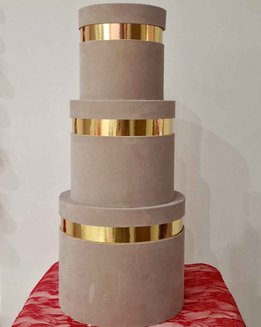 SCATOLA VELLUTO TORTORA CON BORDO ORO